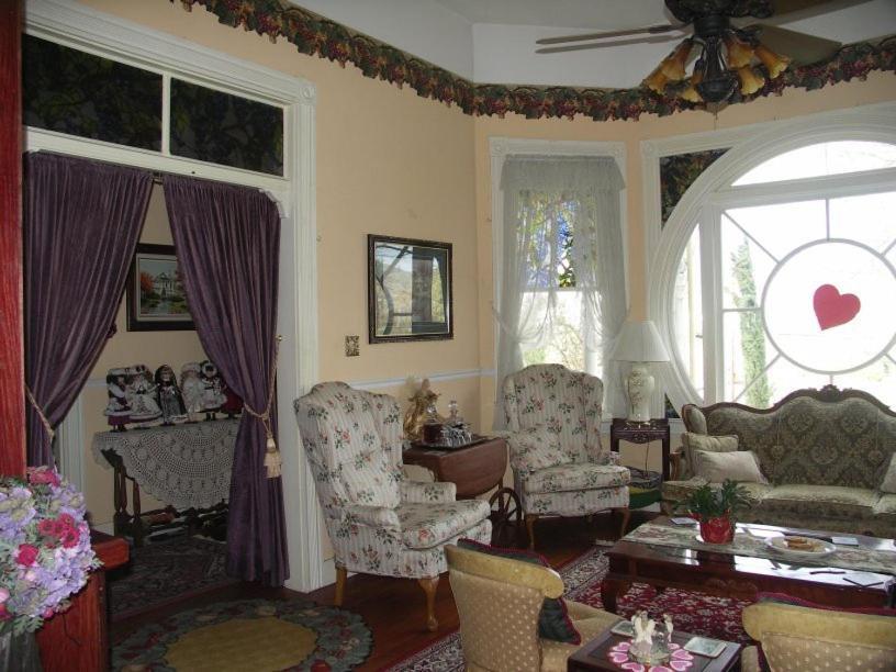Robin'S Nest Bed & Breakfast San Andreas Extérieur photo