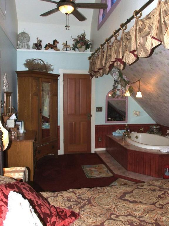 Robin'S Nest Bed & Breakfast San Andreas Chambre photo