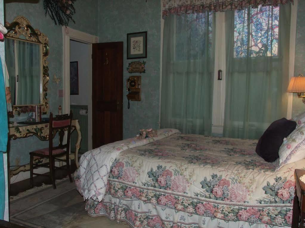 Robin'S Nest Bed & Breakfast San Andreas Extérieur photo